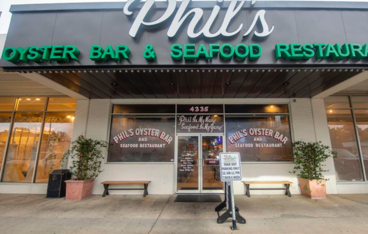 Phil's Oyster Bar & Seafood Restaurant